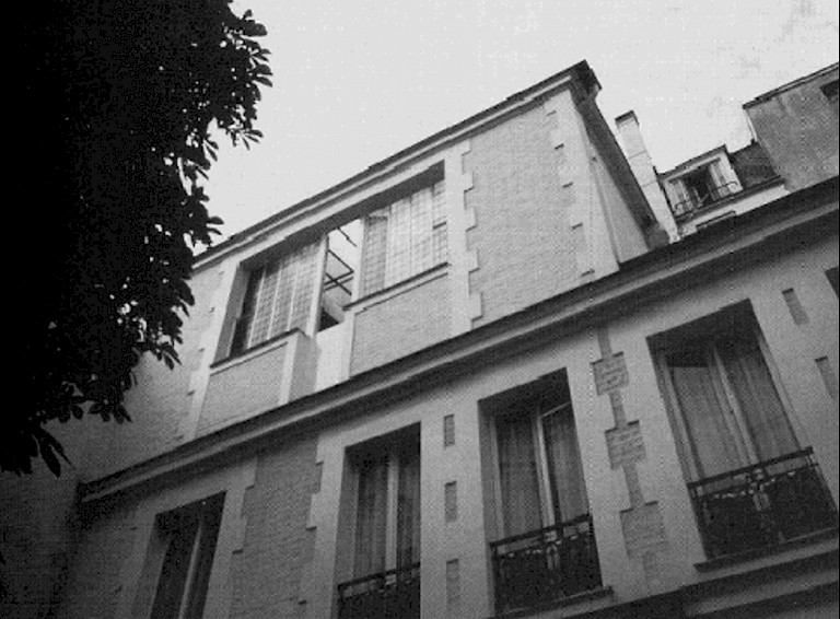 Studio on rue de Coulmiers • Paris • Mondrian Route
